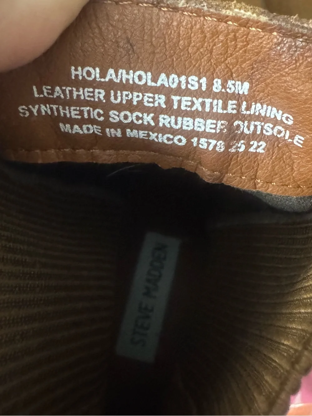 Steve Madden Honored Chelsea Bootie Size 8.5